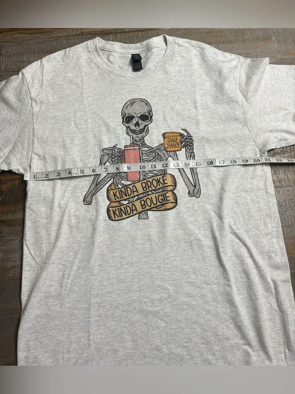 Gildan Light Gray Tee with Skeleton 'Kinda Broke Kinda Bougie' Graphic - Image 6
