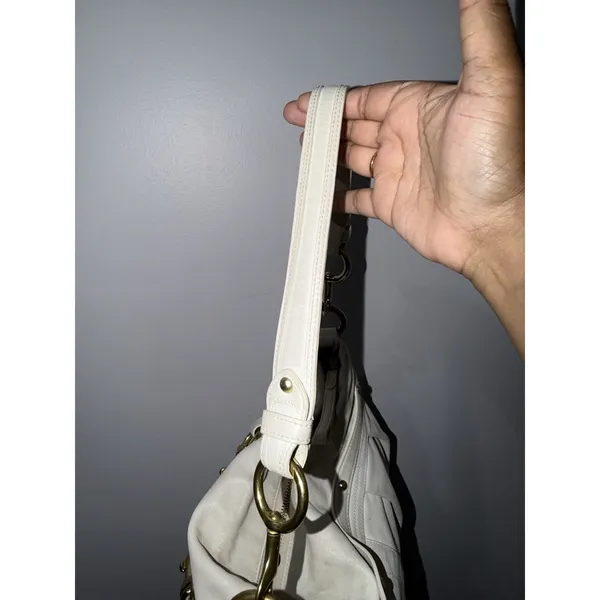 COACH Hampton White, Hobo Bag With Gold Hardware Tone Purse Shoulder Bag‎ 8B15 F - Image 9