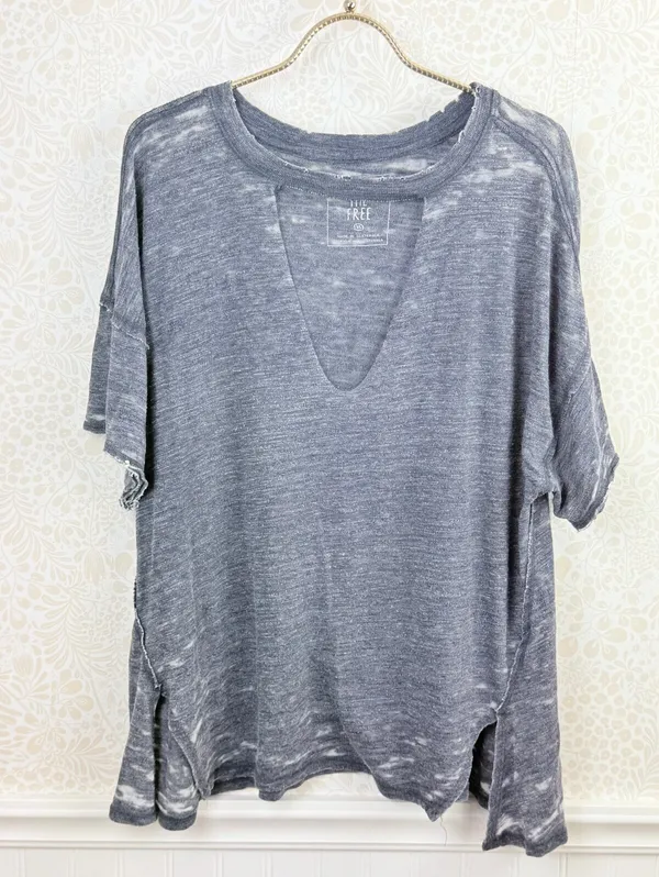 We The Free Oversized Blue Open V-Neck Jordan Burnout Tee - Size - XS - Image 3