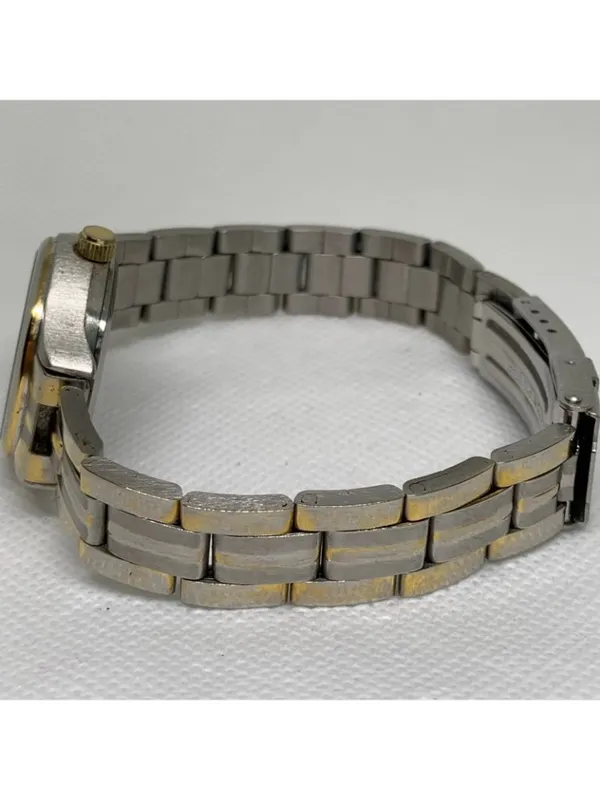 Genevex women date watch quartz gold silver tone 26mm round up to 7.5” running - Image 4