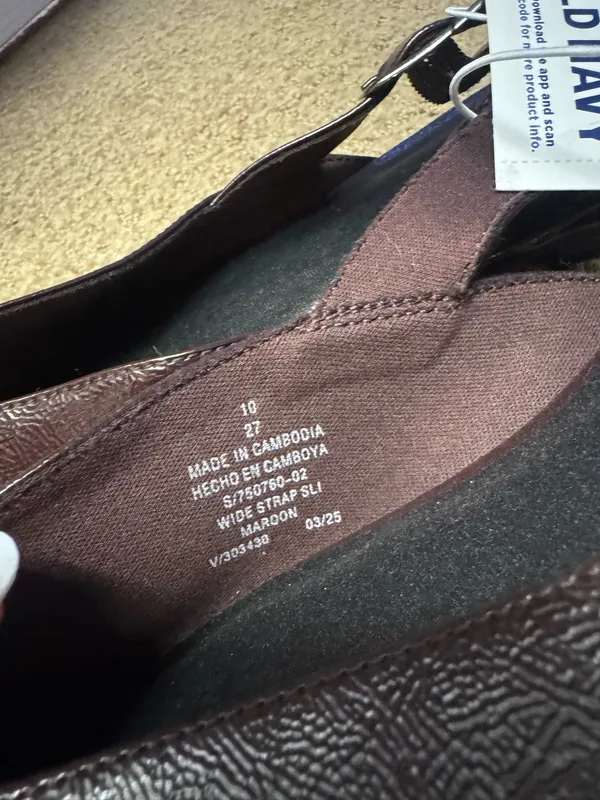 Old Navy Flats Women’s - Image 3