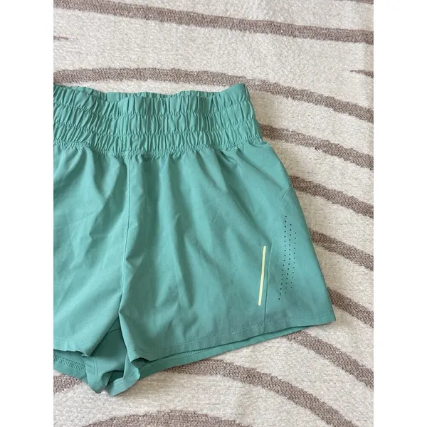 Asics Women's Kelly Green Athletic Running Activewear Shorts Size Small - Image 3
