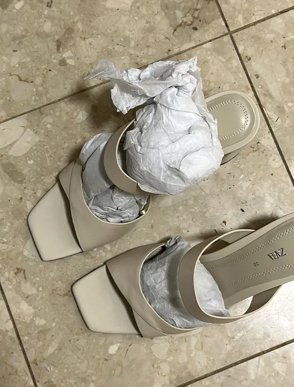 ZARA Cutest  Mule - Image 2
