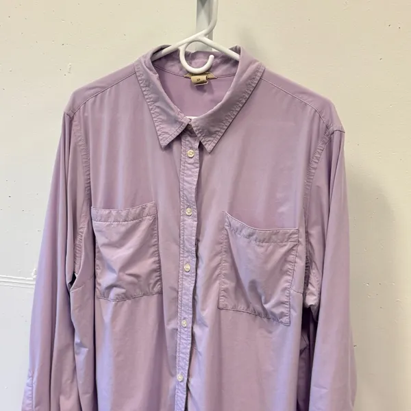 Duluth Trading Co Women's 2X Lavender Button Down Long Sleeve Pocket Shirt - Image 3