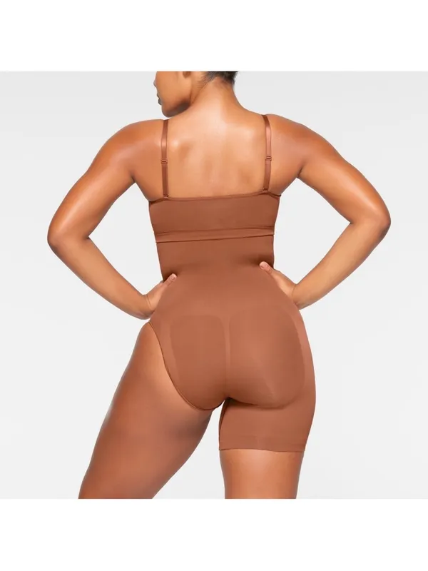 SKIMS Seamless Sculpt Solution Left Leg Exposed Bronze Shorts NEW size M - Image 5