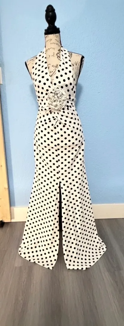 SHEIN Polka Dot Halter Maxi Dress with Rosette Accent - Size M (US 6) - Image 6