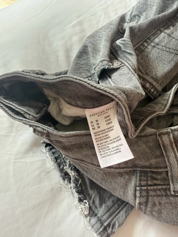 American Eagle Dark Grey Wash Distressed High-Rise Mom Jeans Size 00 Short - Image 6