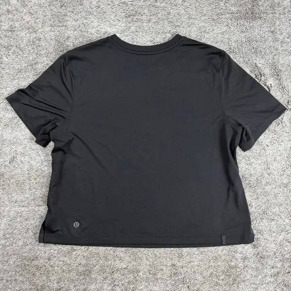 Lululemon Ultralight Waist Length Tee Women's 6 Black - Image 6