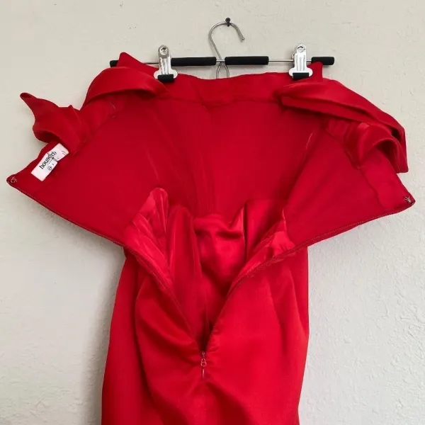 HOUSE OF‎ CB 'Loretta' Red Satin Off Shoulder Dress/Size XS NWOT - Image 12
