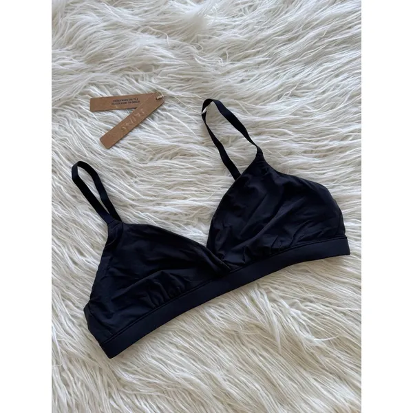 Skims Fits Everybody Crossover Bralette Onyx Size Medium - Image 3