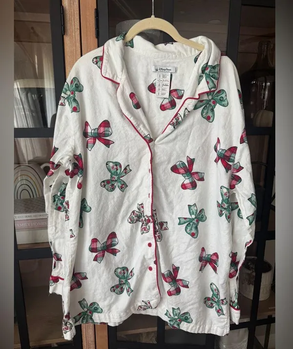 Disney Parks Pajamas shirt Christmas Holiday Retro Mickey Bows long holidays - Image 8