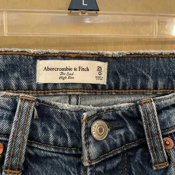 Abercrombie & Fitch High Rise Jeans - Image 3