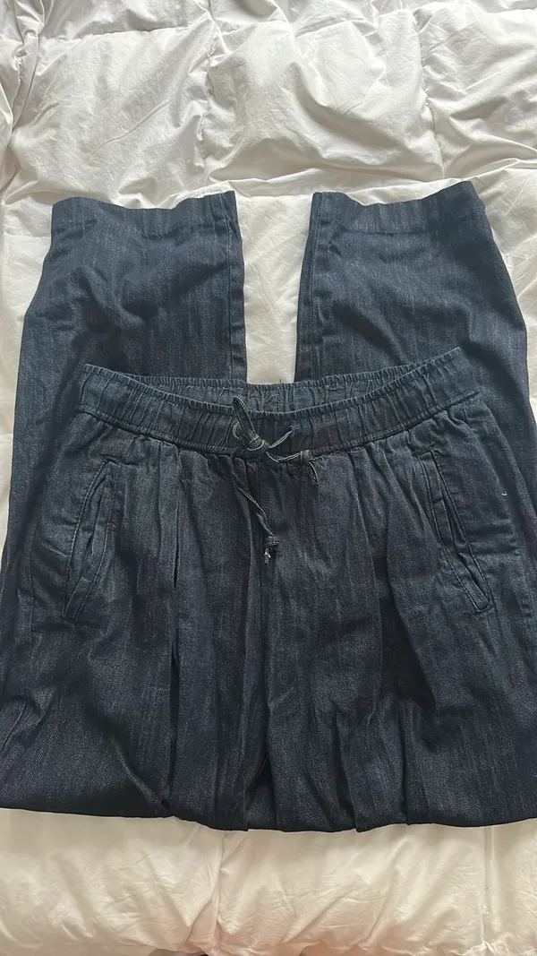 Old Navy Denim Joggers - Image 4