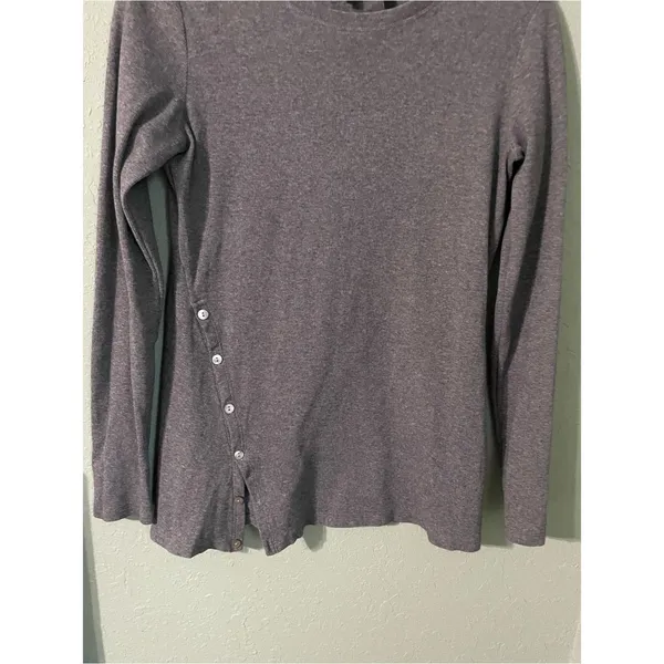 Theory Perry Ribbed Button Side Long Sleeve Tee Size Medium Heathered Gray - Image 9