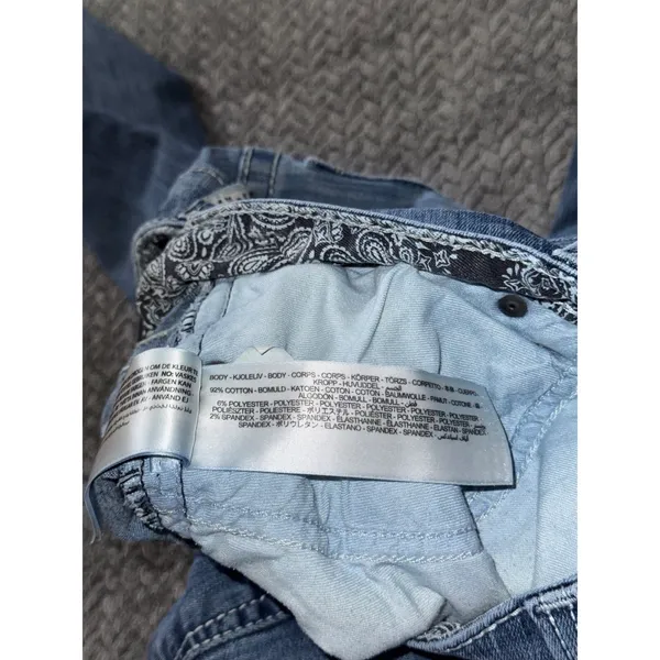 Ariat REAL Denim Women's Blue Medium Wash Straight Jeans Size 31‎ Short - Image 4