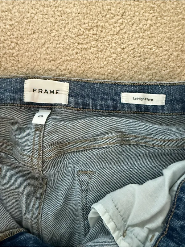 Frame Denim Le High Flare Mid-Blue Jeans - Image 4