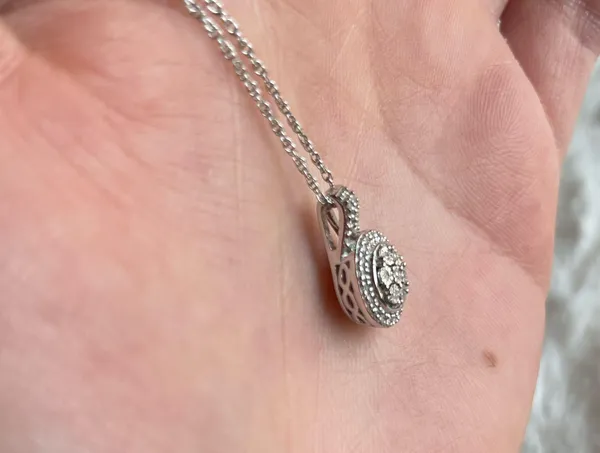 Sterling Silver Diamond Pendant Necklace - Image 5