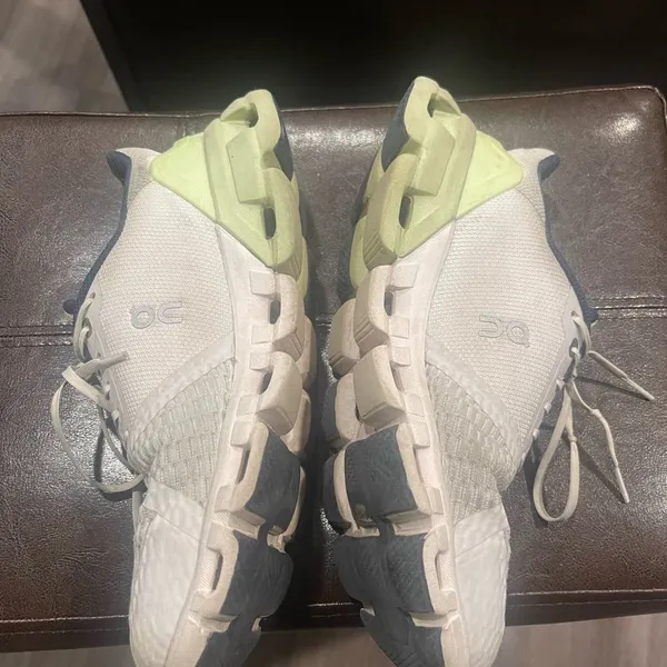 On Clouds Women's Sneakers - White and Lime Green - Image 3