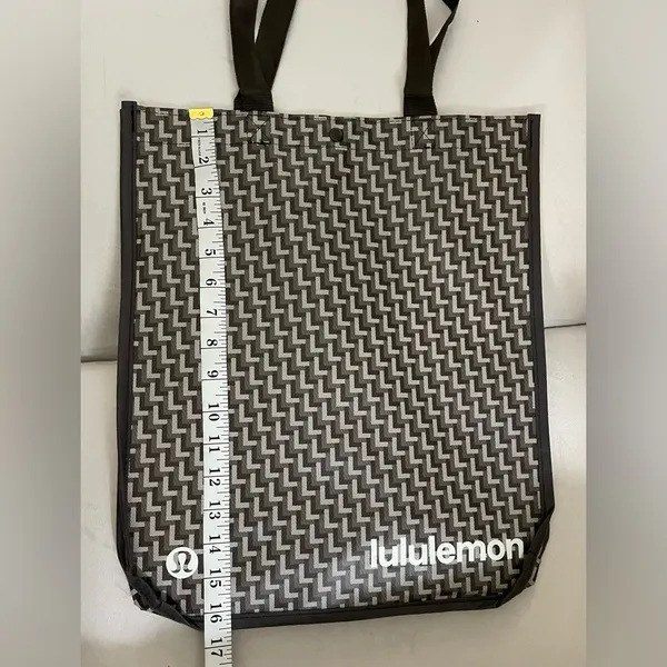 Lululemon LARGE  brown & white Reusable Bag - Image 5
