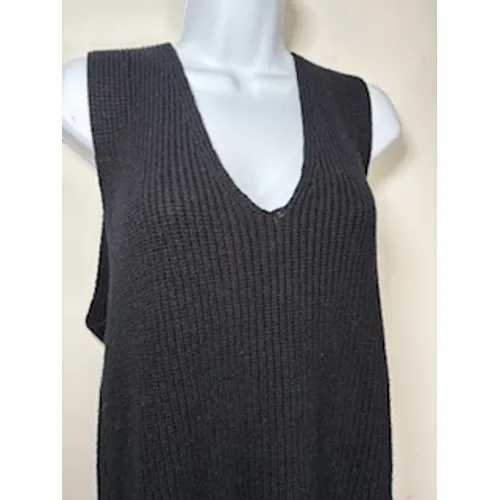 LULUS Sweater Vest Medium Black Ribbed V-Neck‎ Knit Minimalist Layering Chic - Image 3