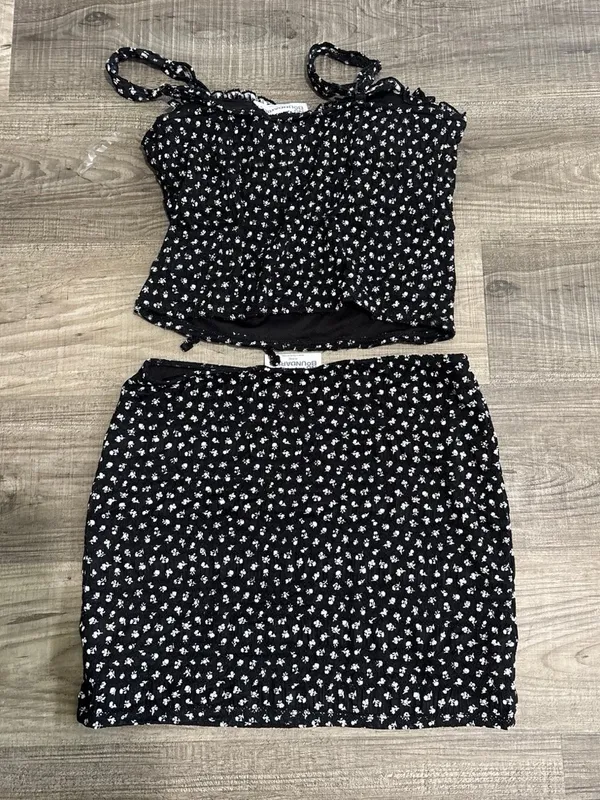 No Boundaries Black & White Floral Smocked Top and Skirt Set - Image 2
