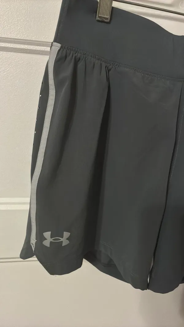 Under Armour Shorts Running - Image 5