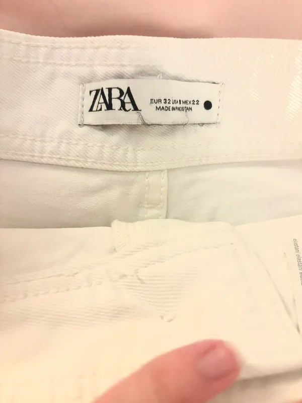 ZARA White High Waisted Jeans - Image 2