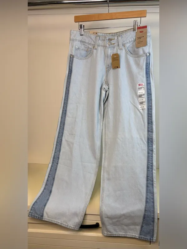 Levi's Light Blue Two-Tone Superlow Loose - Image 2