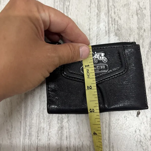 Coach Black Leather Card Wallet - Image 6