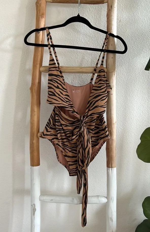 Aerie tiger animal print one peice swimsuit - Image 7