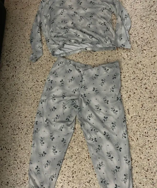 Disney two piece pajama long sleeve X-Large set - Image 5
