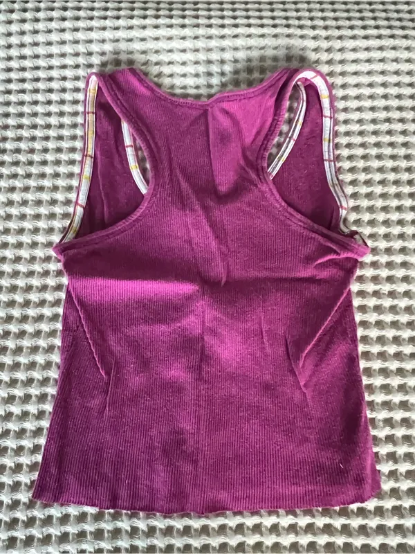 Women's Ribbed Tank Top in Magenta - Image 2