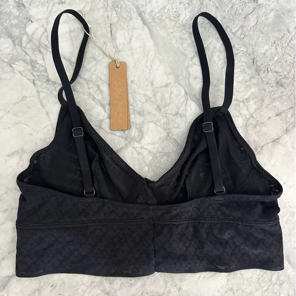 SKIMS LOGO MESH BLACK TRIANGLE BRALETTE - Black | Size XS - Image 4