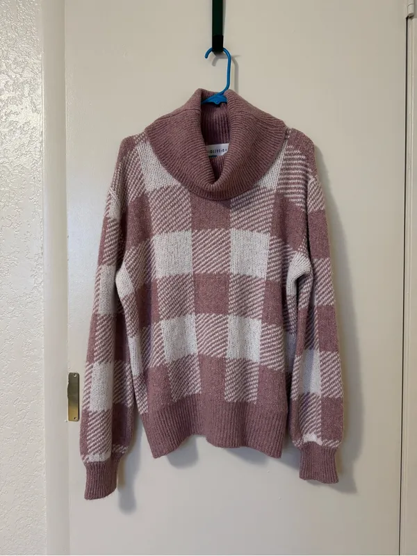 Olive & Oak Pink and Cream Checkered Turtleneck Cowl Neck Sweater NWT Size M - Image 2