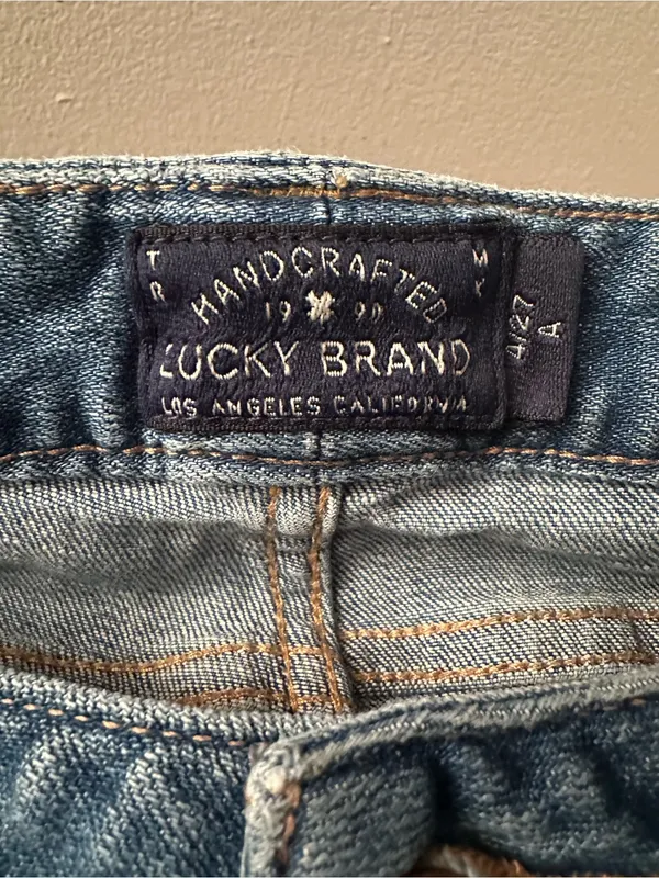 Lucky Brand Women's Medium Light Blue Flare Jeans - Image 3