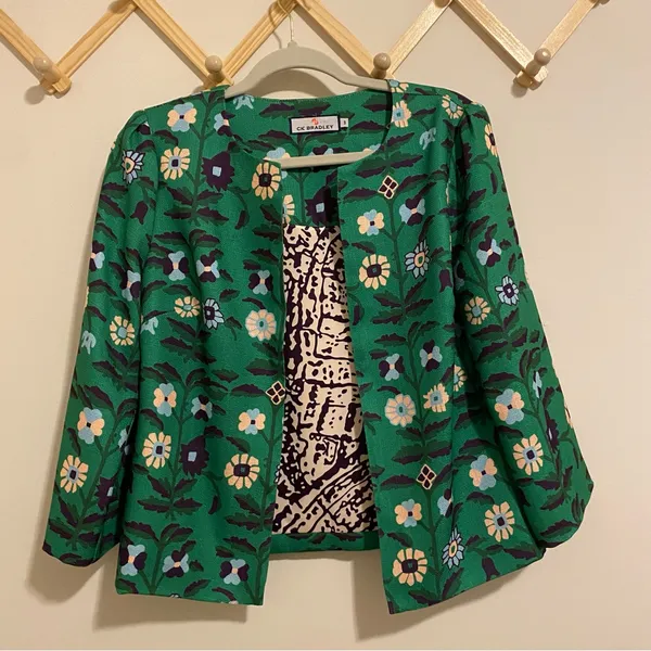 CK Bradley Green Floral Bolero Blazer size Small - Image 2