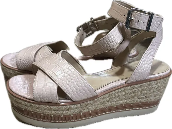 Vince Camuto Platform sandals - Image 2