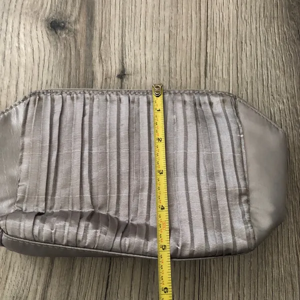 Bulgari for Emirates Silver Ruched Travel Case Makeup Bag Cosmetic Purse - Image 3