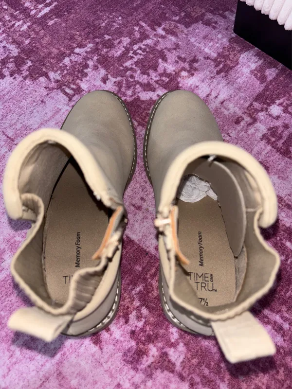Time & Tru Ankle Boots - Image 2
