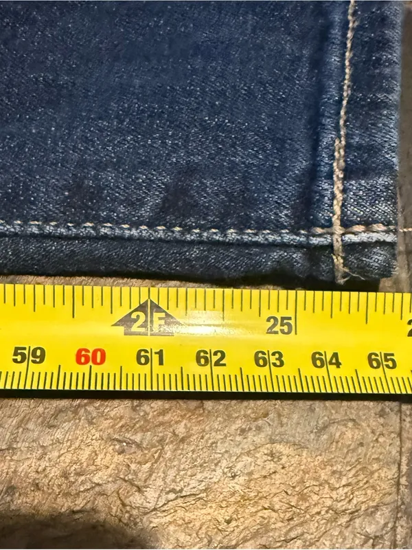 Lucky Brand Woman’s Blue Washed Straight Jeans - Image 9