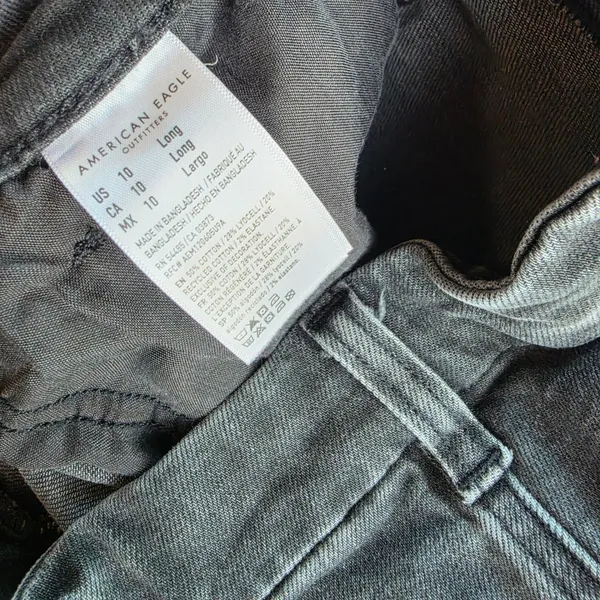American‎ Eagle Womens High Waisted Mom Jeans Washed Black Stretch 10 Long - Image 6