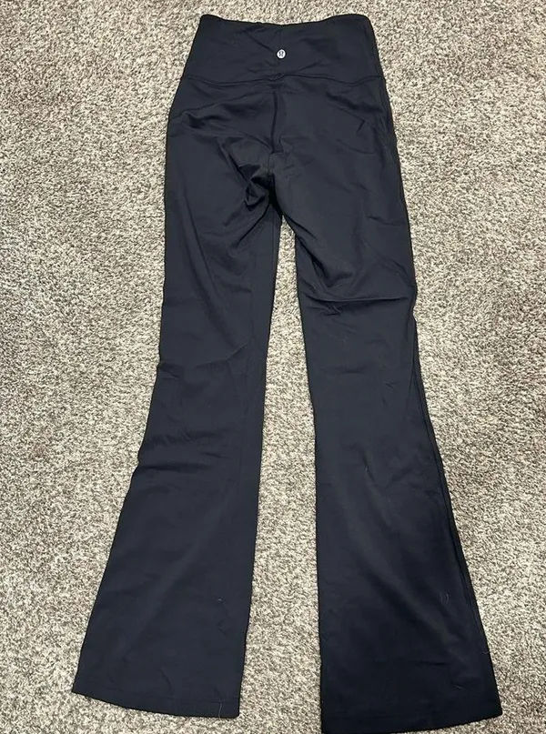 Lululemon Groove Super-High-Rise Flared Pant *Nulu in Black - Image 9