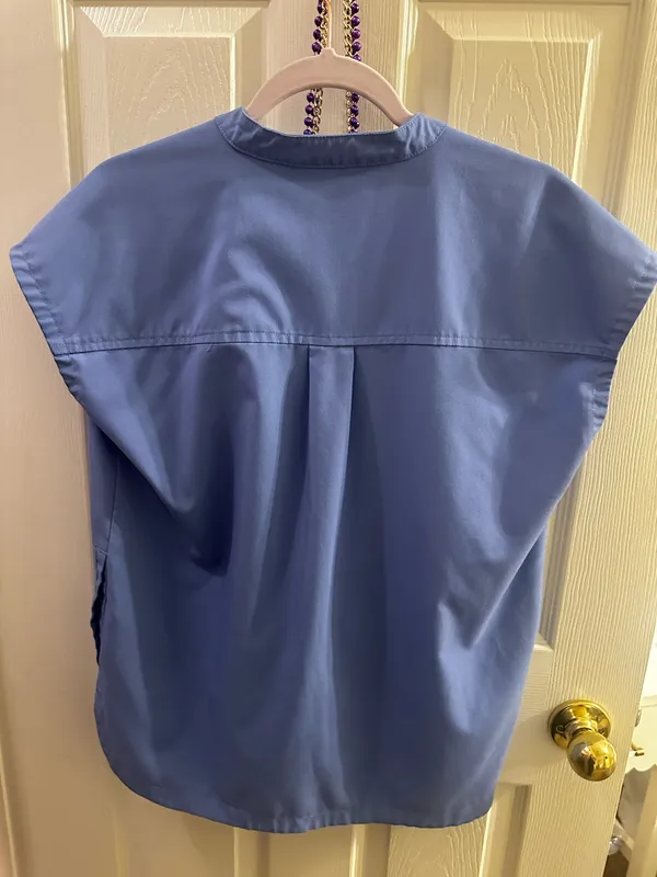 Healing Hands Scrub Top - Image 2