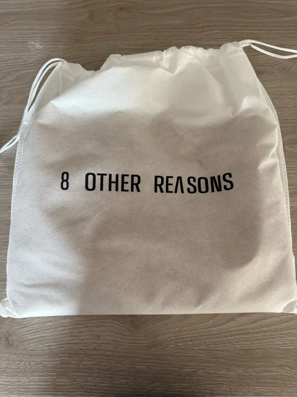 8 other reasons bucket bag - Image 2