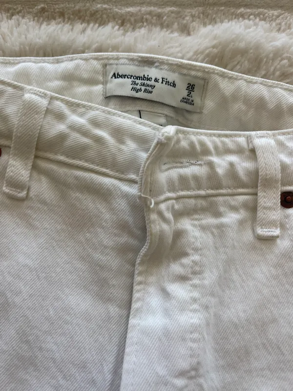 white abercrombie jeans - Image 4