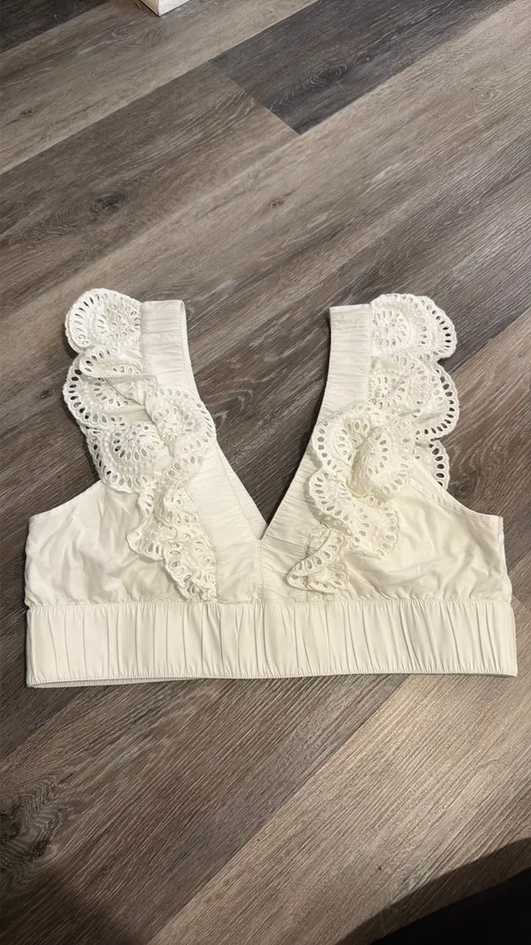 Abercrombie Cropped Dream Top White Eyelet Flutter Sleeve Large - Image 5