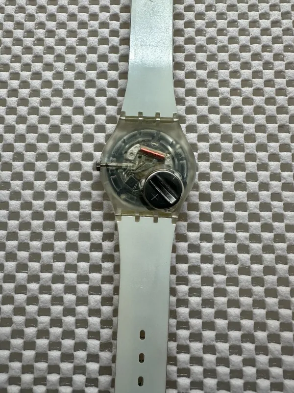 Share Swatch Watch Define GK227 Vintage 1995/1996 - Image 8