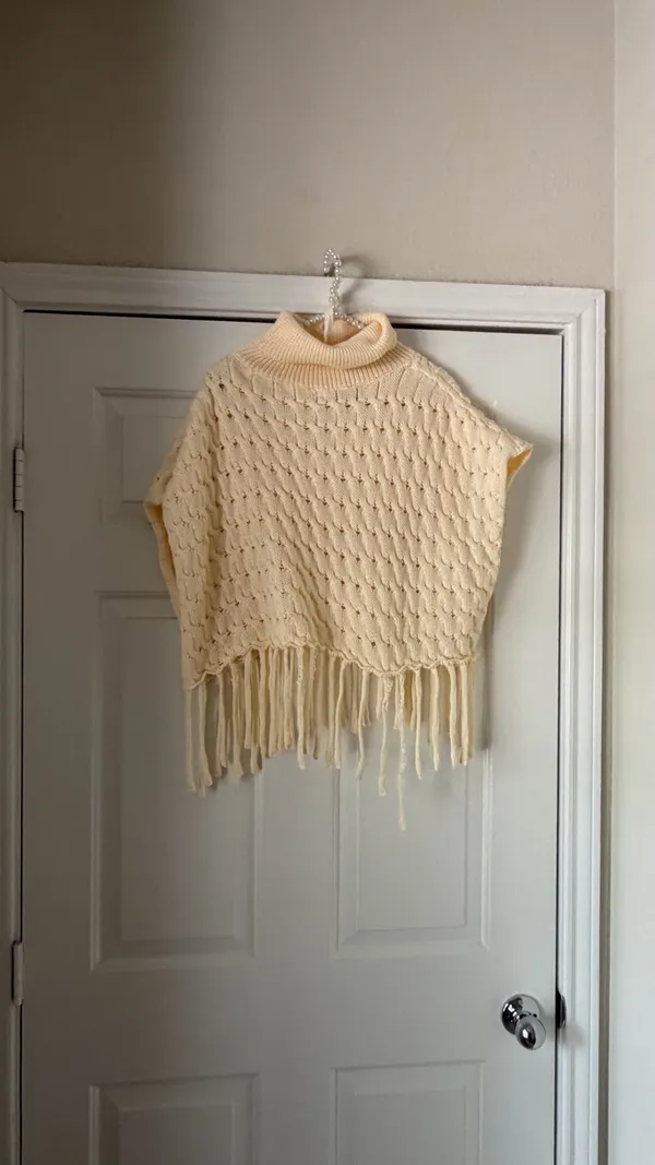 Davi & Dani Cream Chunky Knit Mock Neck Crop Sweater - Image 6