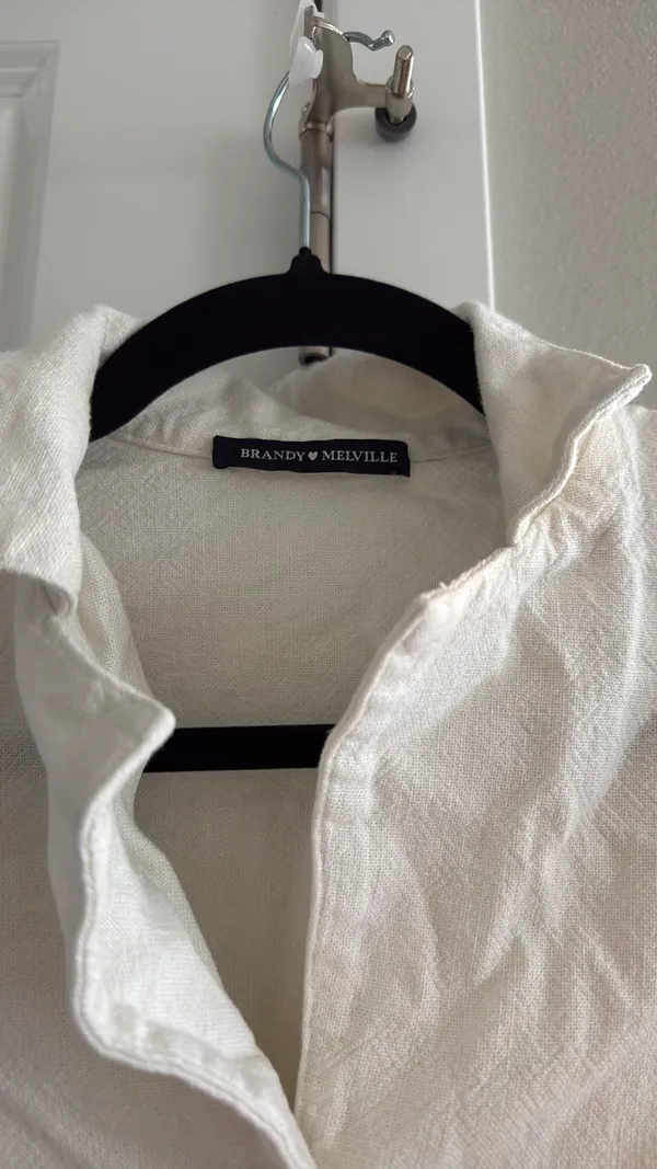 Brandy Melville Top Crop - Image 3