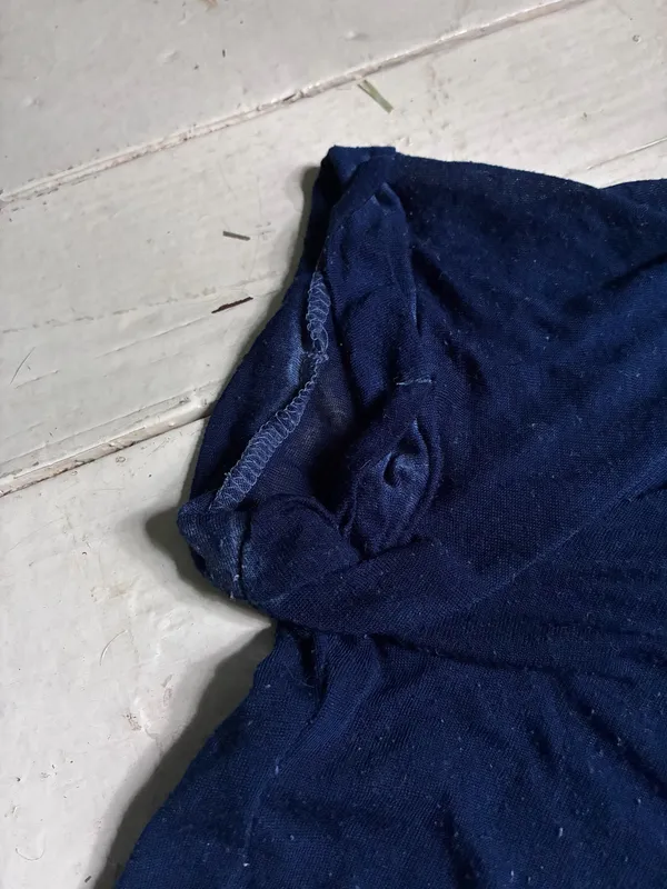 Abercrombie & Fitch Navy Blue Pocket Front V-Neck Short Sleeve Top Size X Small - Image 4